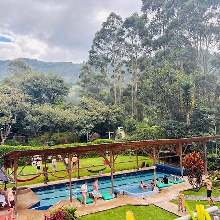 Mama Tungu Hostel Baños Eksteriør bilde