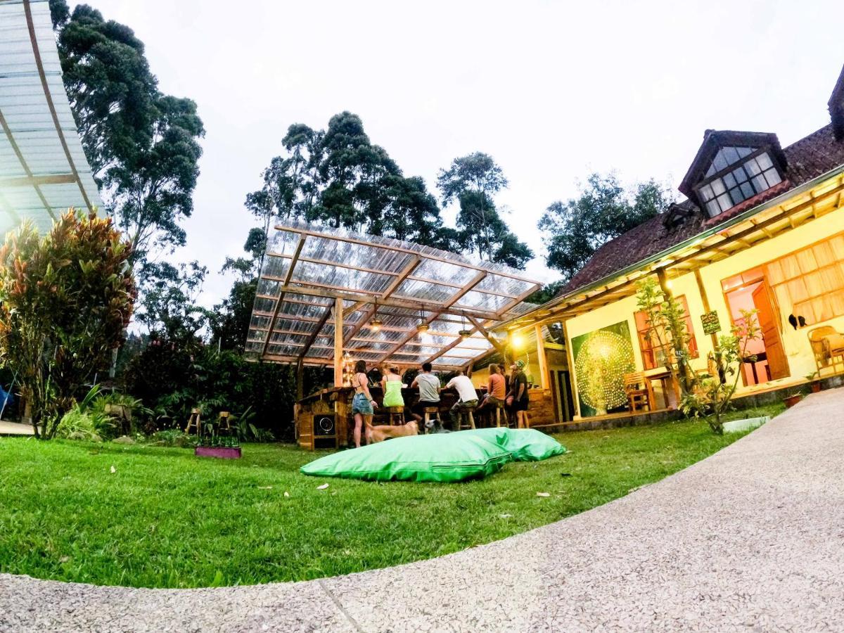 Mama Tungu Hostel Baños Eksteriør bilde